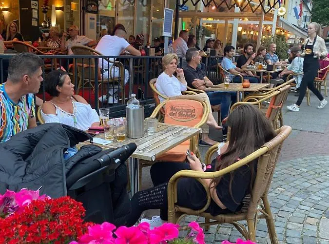 Montagna Delmondo 3* Валкенбург