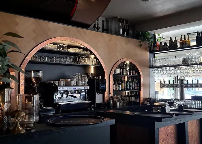 Montagna Delmondo Отель Валкенбург