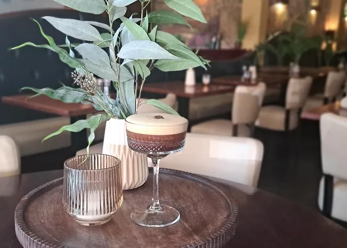 Отель Montagna Delmondo Валкенбург