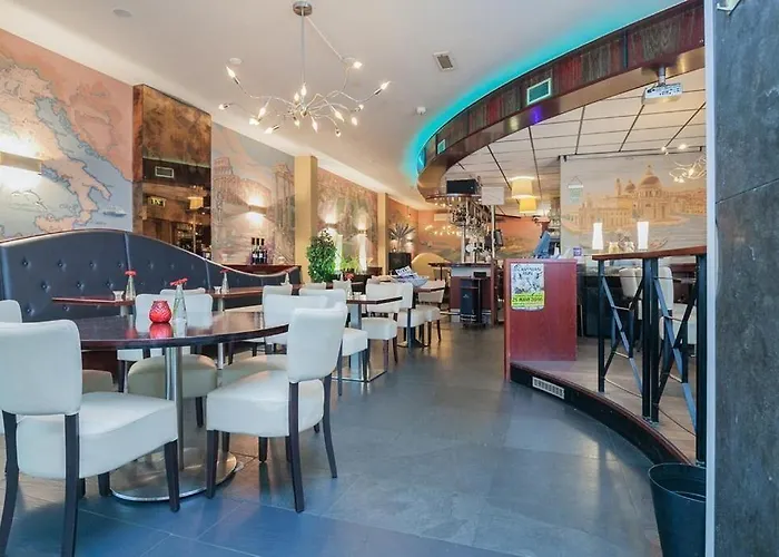 Отель Montagna Delmondo 3*