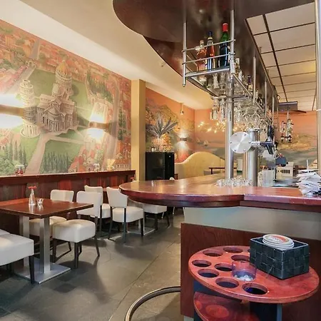 Hotel Montagna Delmondo Valkenburg aan de Geul
