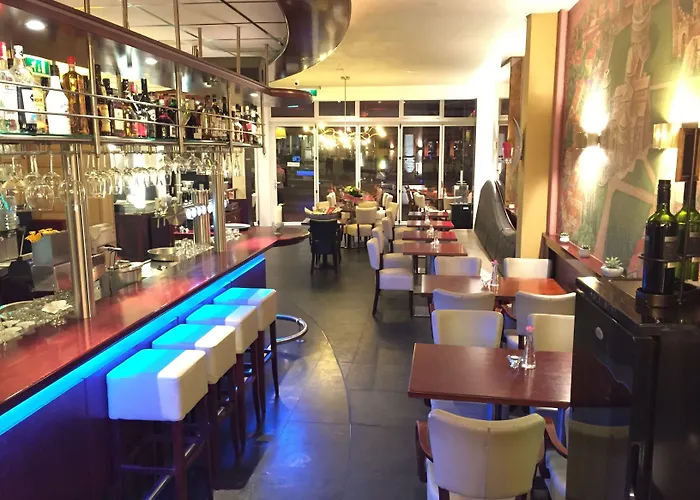 Montagna Delmondo Valkenburg (South Holland)