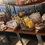 Hotel Montagna Delmondo Valkenburg aan de Geul